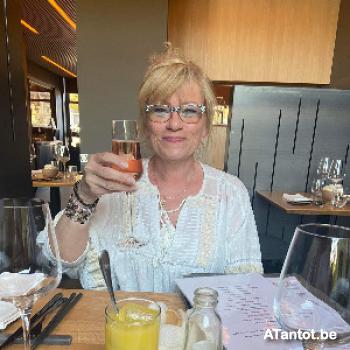 carinette - date a Belgian, 100% free carinette